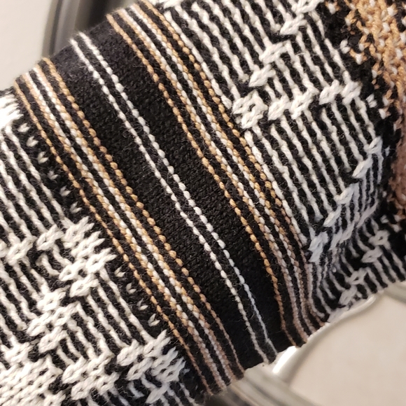 NWT OLD NAVY aztec pattern cardigan size S - Picture 5 of 12